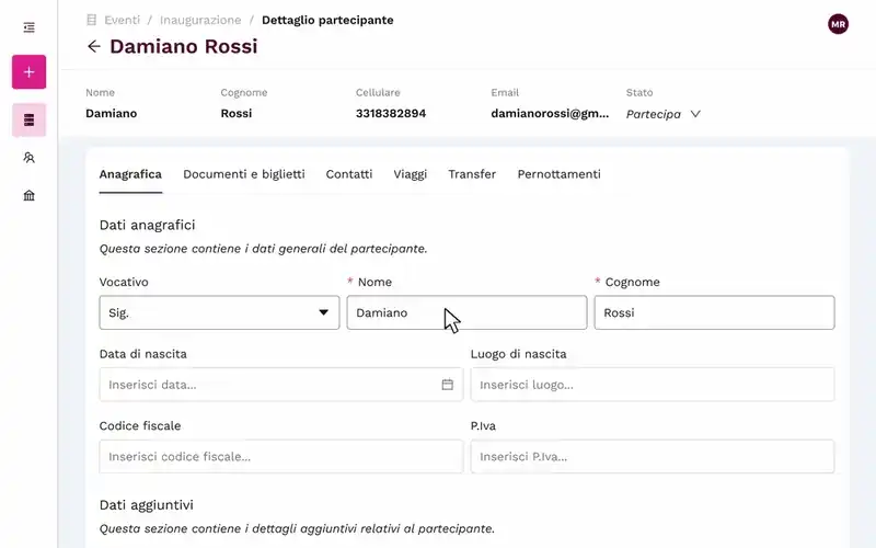 Una registrazione dello schermo di un profilo partecipante: la persona su una prenotazione viene sostituita con un’altra, e le assegnazioni di volo, camera e tavolo restano al loro posto.